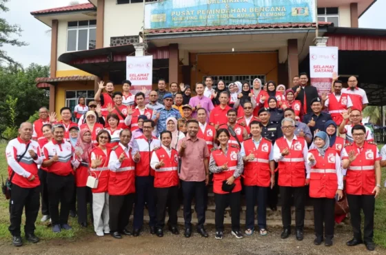 Bulan Sabit Merah Malaysia Agih Sumbangan Kepada Lebih 6,000 Keluarga Terjejas Bencana Banjir