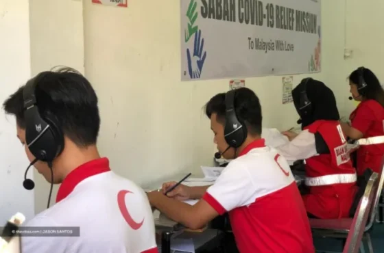 Red Crescent’s Sabah call centre lends ear to the despondent