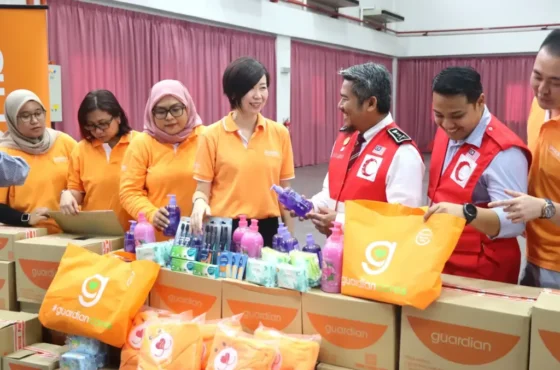 Malaysian Red Crescent and guardian Malaysia Unite to Support Flood-Stricken Communities